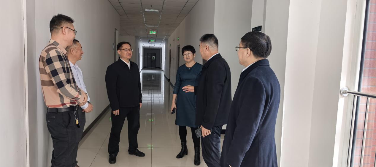 马元检查新学期开学准备工作 筑牢安全防线 护航有序开局